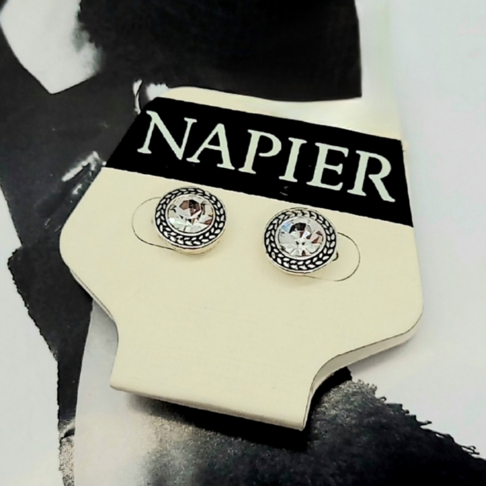 Vintage Napier White Faceted Crystal Bezel Set Silver Stud Earrings Earr…